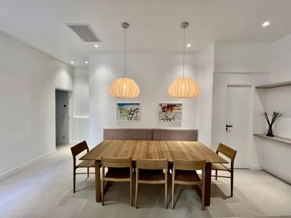 Appartement 5 pièces 130 m² 