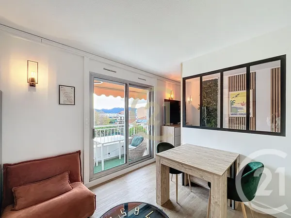Appartement 1 pièce 30 m² 