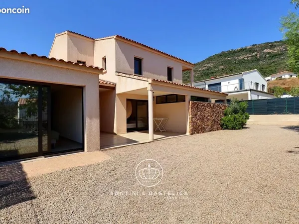 Maison 10 pièces 280 m² 