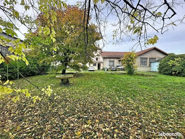 Immeuble 330 m² 