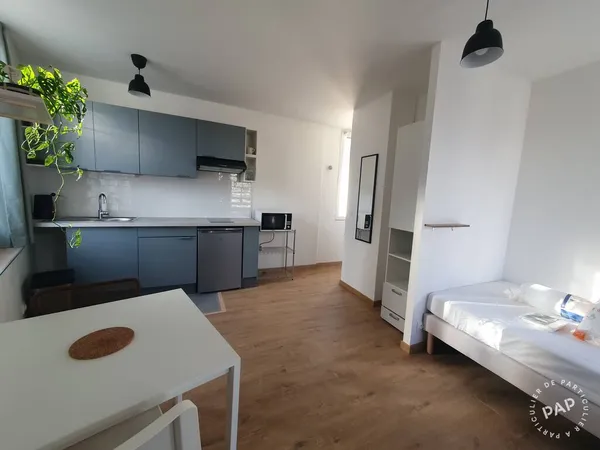 Studio 1 pièce 27 m² 