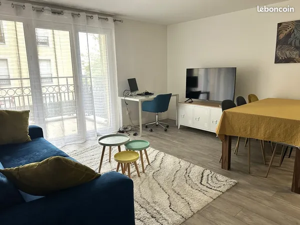 Très joli 2 pièces récent et de standing - 44,70 m² + balcon - Parking en sous-sol - 
