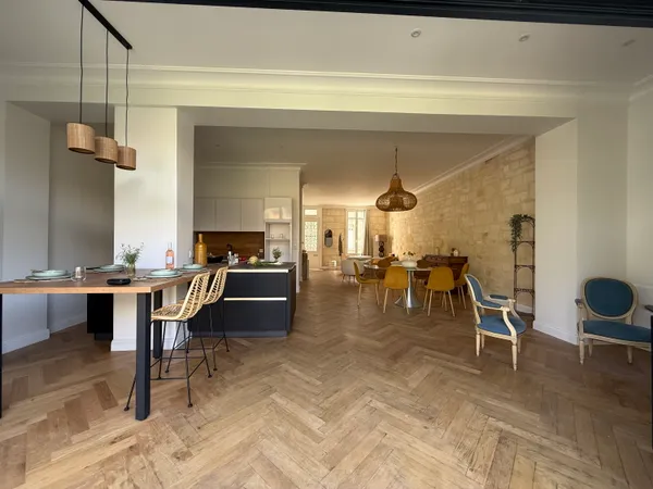 Vends maison bourgeoise familiale rénovée St Seaurin Croix blanche, 5 chambres · 247m² jardin 