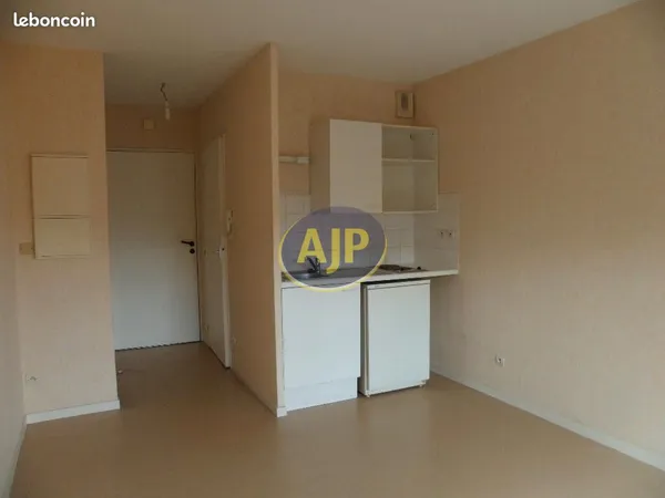 Appartement 1 pièce 19 m² 