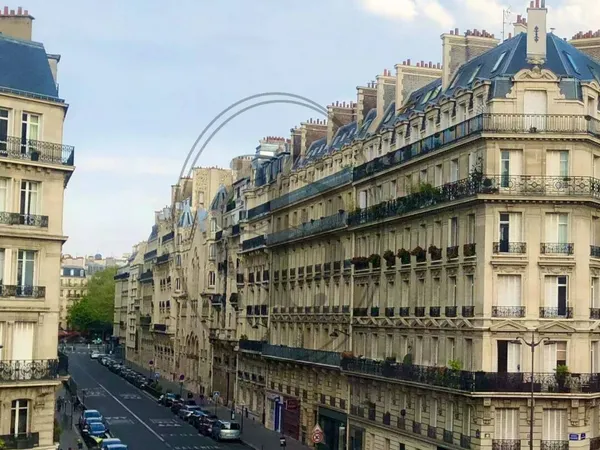 Appartement 6 pièces 182 m² 
