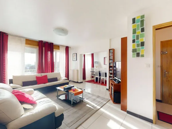 Appartement 6 pièces 106 m² 