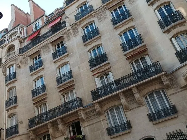 Beau studio Courcelles Wagram 18m 
