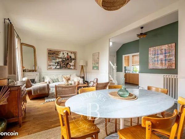 Maison 7 pièces 122 m² 