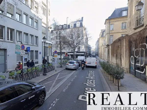 Local commercial 220 m² 