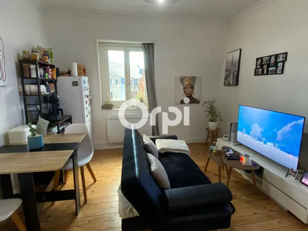 Studio 1 pièce 30 m² 