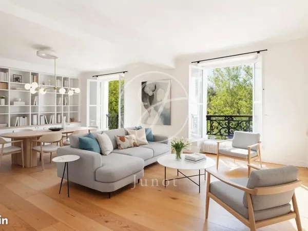 Appartement 4 pièces 94 m² 