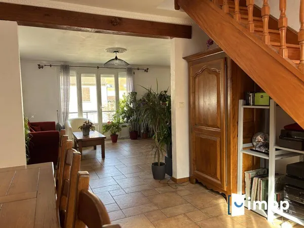 Maison 6 pièces 140 m² 