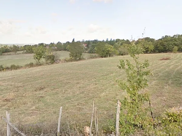 Joli Terrain 4444 m2 