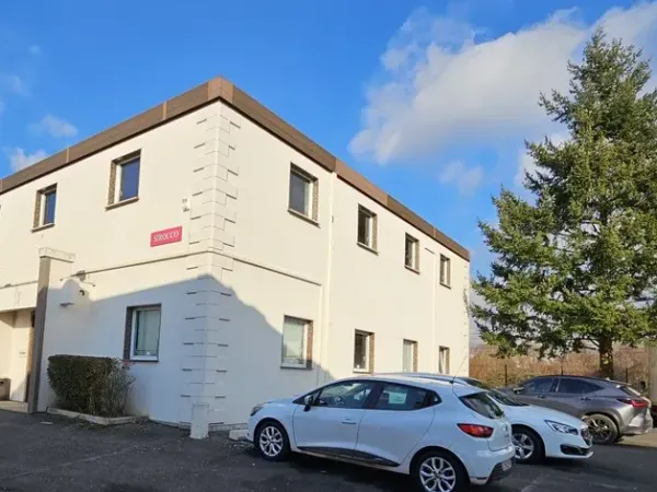 Dpt Essonne (91), Bureaux à louer à CHAMPLAN 