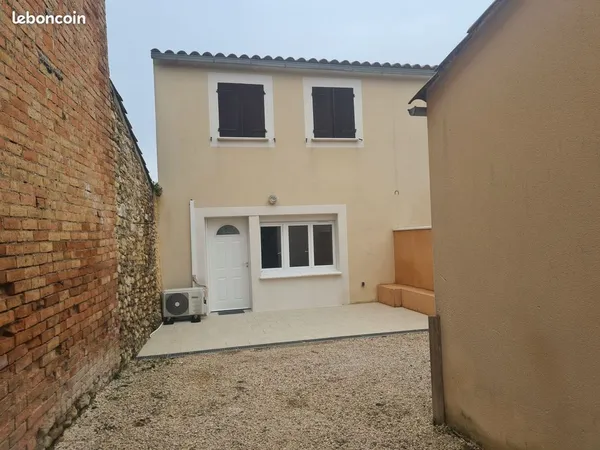 Maison mitoyenne 3 pièces avec jardin 