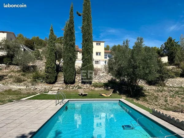 Maison 5 pièces 147 m² 