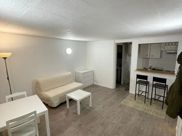 Studio meublé 22m carré - Quartier mairie Deuil la Barre - proche gare 