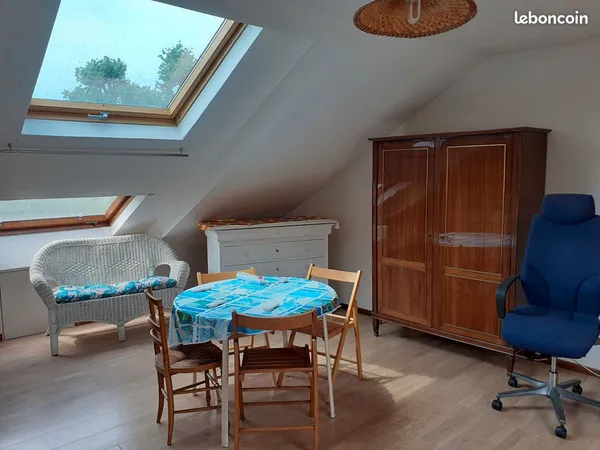 Studio 1 pièce 19 m² 