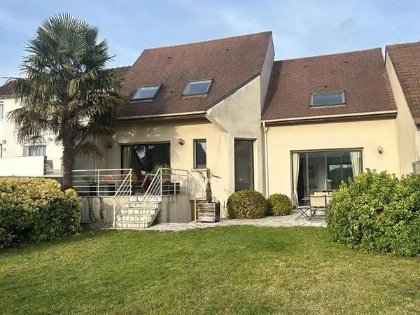 Maison 6 pièces 131 m² 
