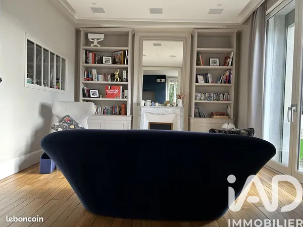 Villa 5 pièces 155 m² 