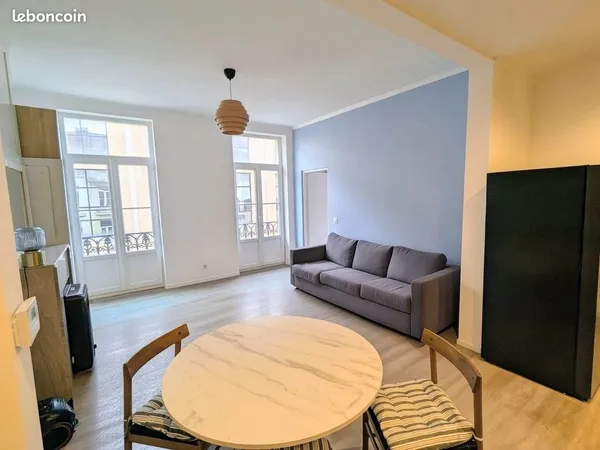 ✨ Colocation meublée - Grand appartement 103 m² - République / Beaux-Arts 