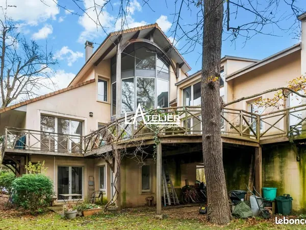 Maison 15 pièces 399 m² 