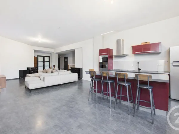 Appartement 4 pièces 150 m² 