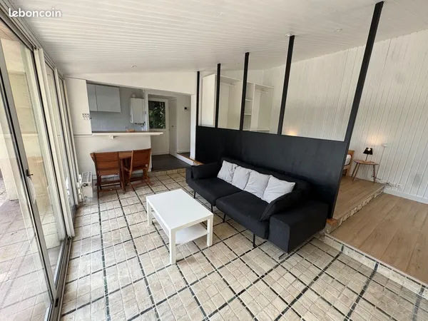 Studio meublé 42m2entierement refait - Jouy en Josas 
