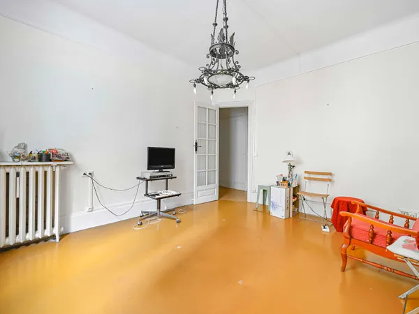 Appartement - 3 pièce(s) 75 m2 rue Sarasate- Paris 15ème 