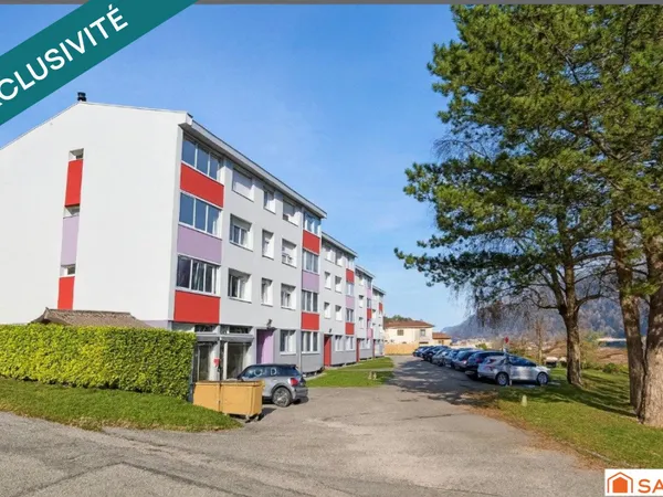 T1 bis rénové - immeuble isolé - vue montagne 