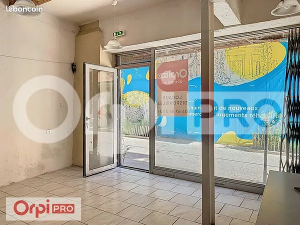Local commercial 65 m² 
