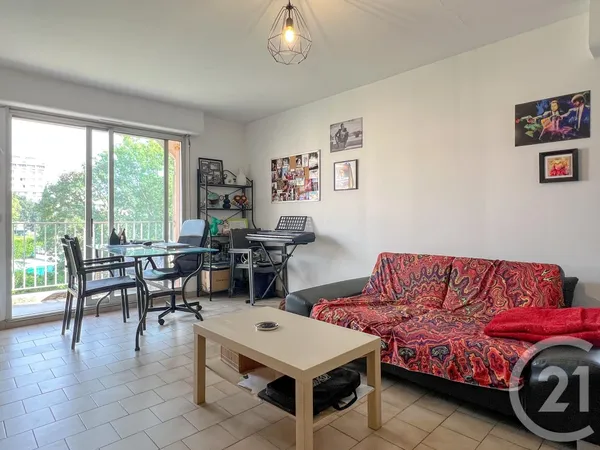 Appartement 1 pièce 32 m² 