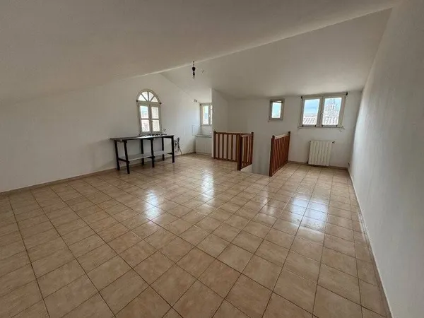 Immeuble 300 m² 