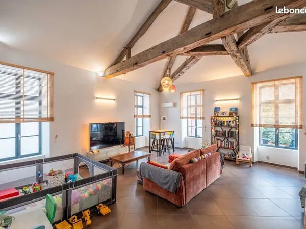 Maison 7 pièces 207 m² 