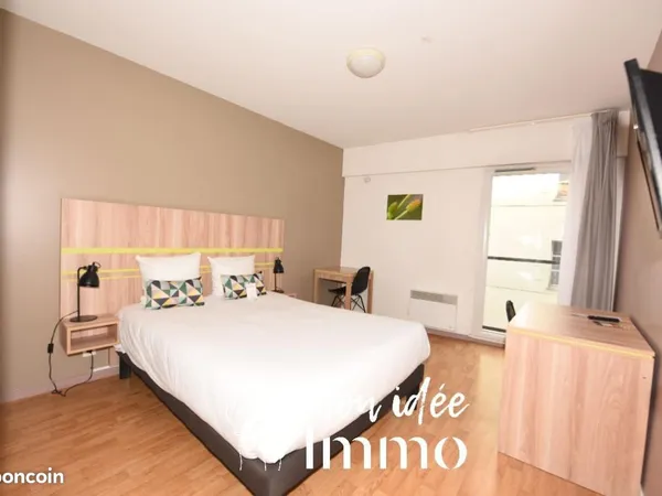 Studio 1 pièce 20 m² 