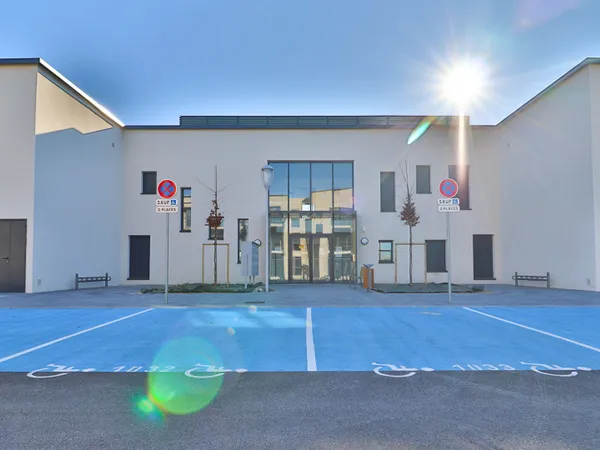 Local professionnel Fagnieres 1 pièce 28 m2 