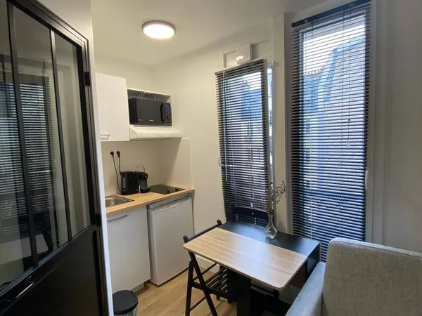 Appartement 1 pièce 12 m² 
