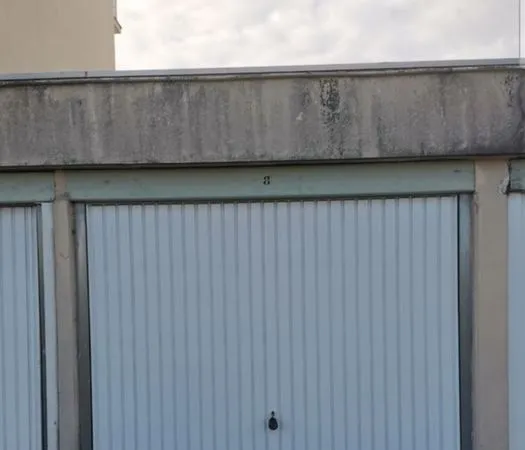 Location garage Vaulx-en-Velin village 