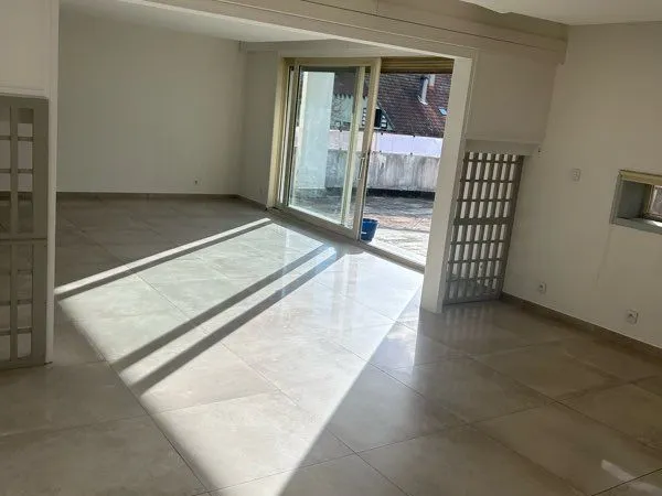 Cluses F4 de 200m2 