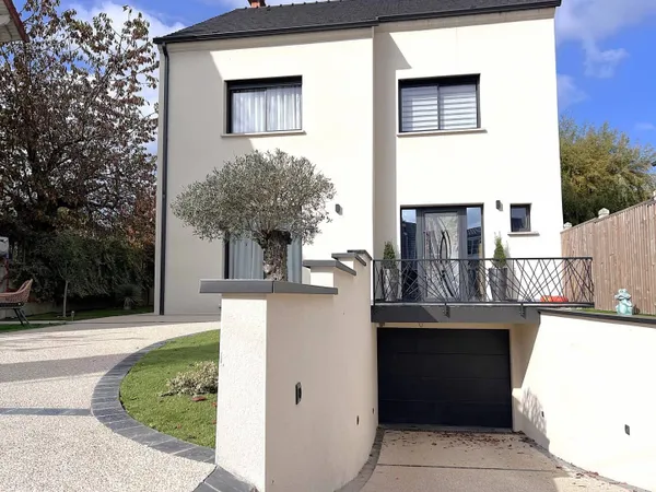 Maison de plain-pied 7 pièces 155 m² 