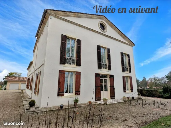 Maison 6 pièces 220 m² 