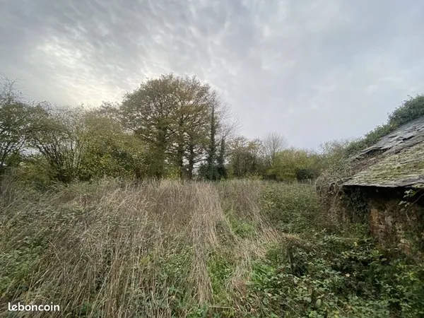 Terrain 680 m² 