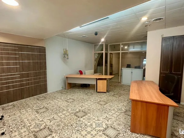 Local commercial - 60m2 - 20 rue Mathieu de la Drome 