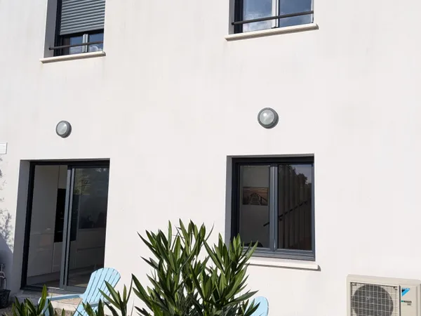 LOCATION - Maison de village Type 4 de 95 m2 sur 164 m2 de 
