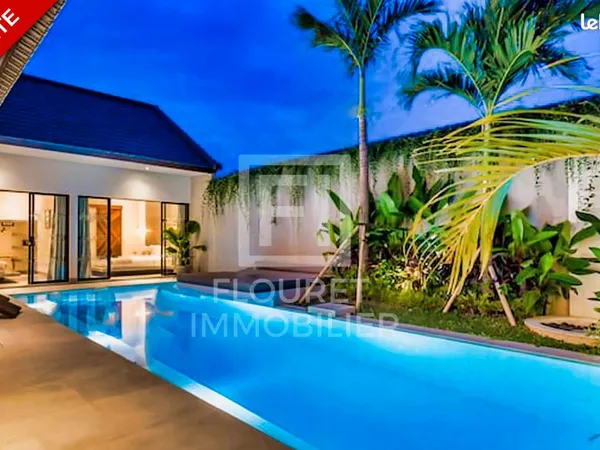 Propriété 8 pièces 220 m² 
