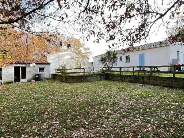 Maison de plain-pied 5 pièces 98 m² 