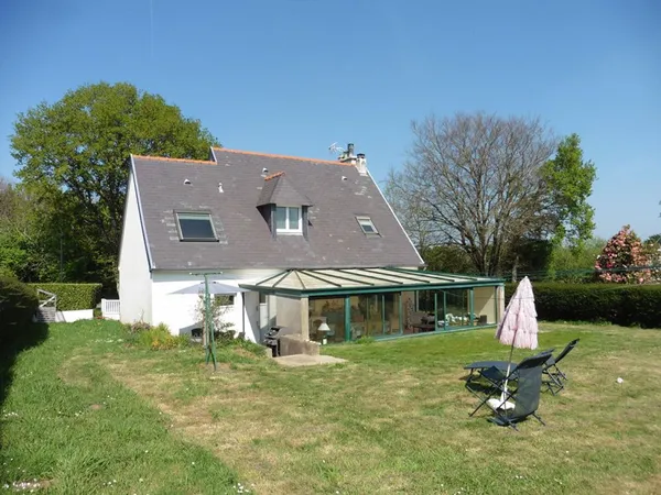 Maison Mellac 6 pièce(s) 124 m2 habitables 