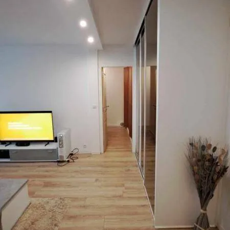 Appartement 4 pièces 77 m² 