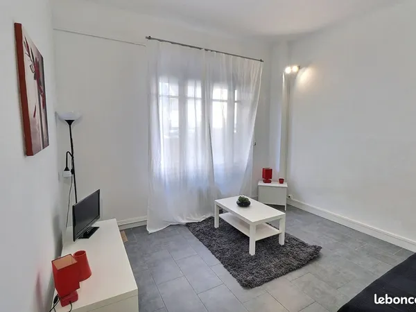 Appartement 1 pièce 43 m² 