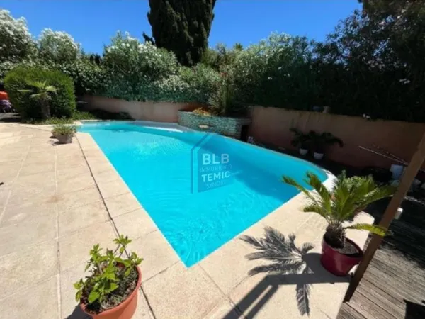 VILLA AVEC PISCINE - QUARTIER GOELANDS 